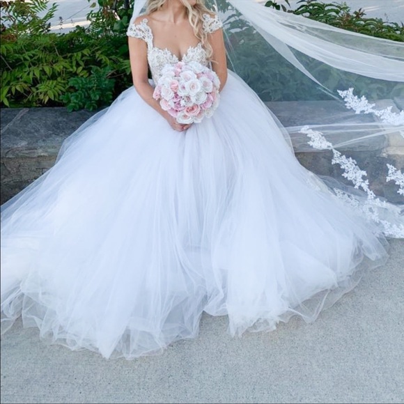 Wedding Dress Lorenzi Rossi MillaNova Ivory Deniz Size 38 - Picture 7 of 14